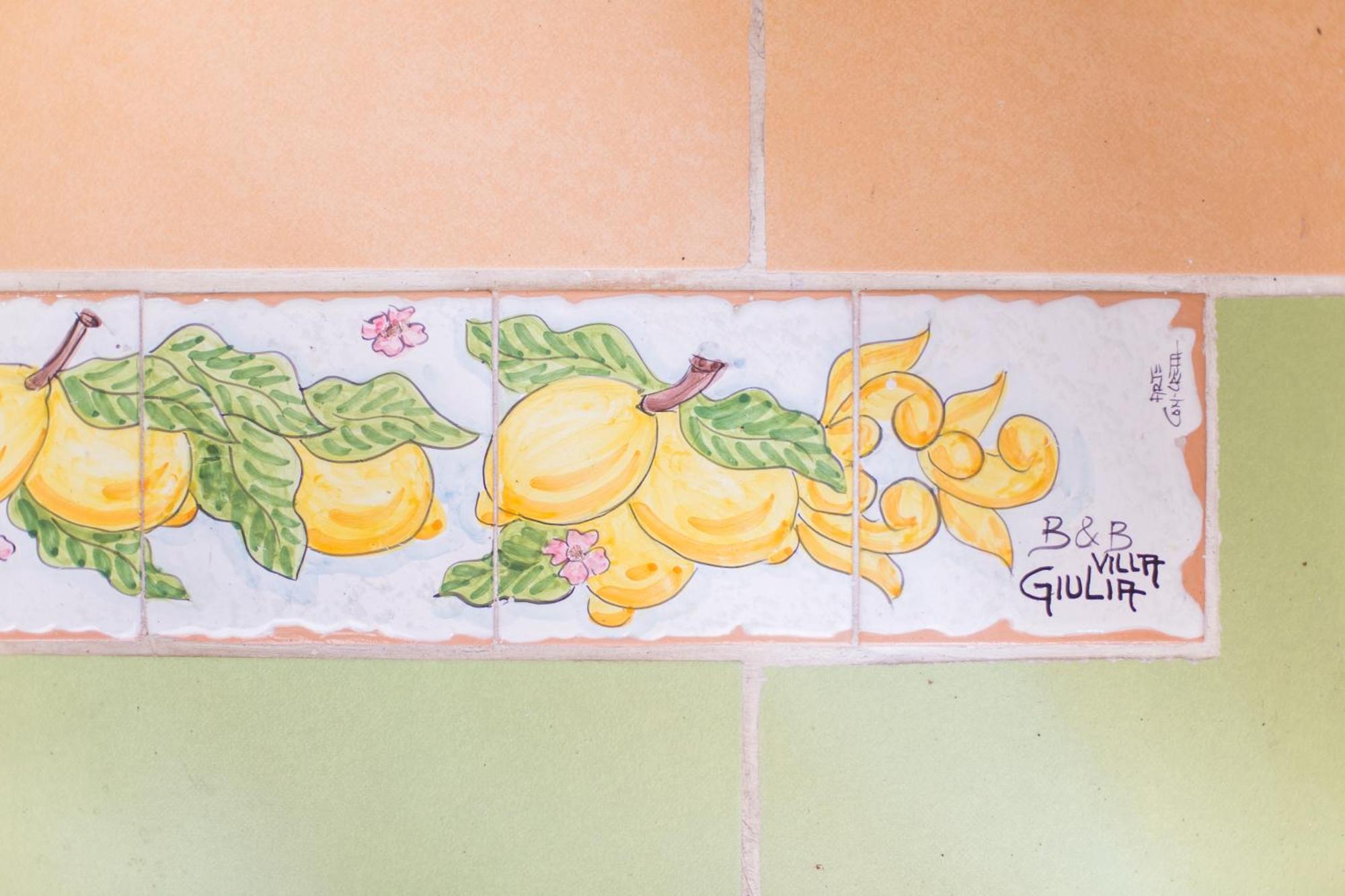 Villa Giulia - Vesuvio Guest House Pompei Sorrento Boscotrecase Bagian luar foto